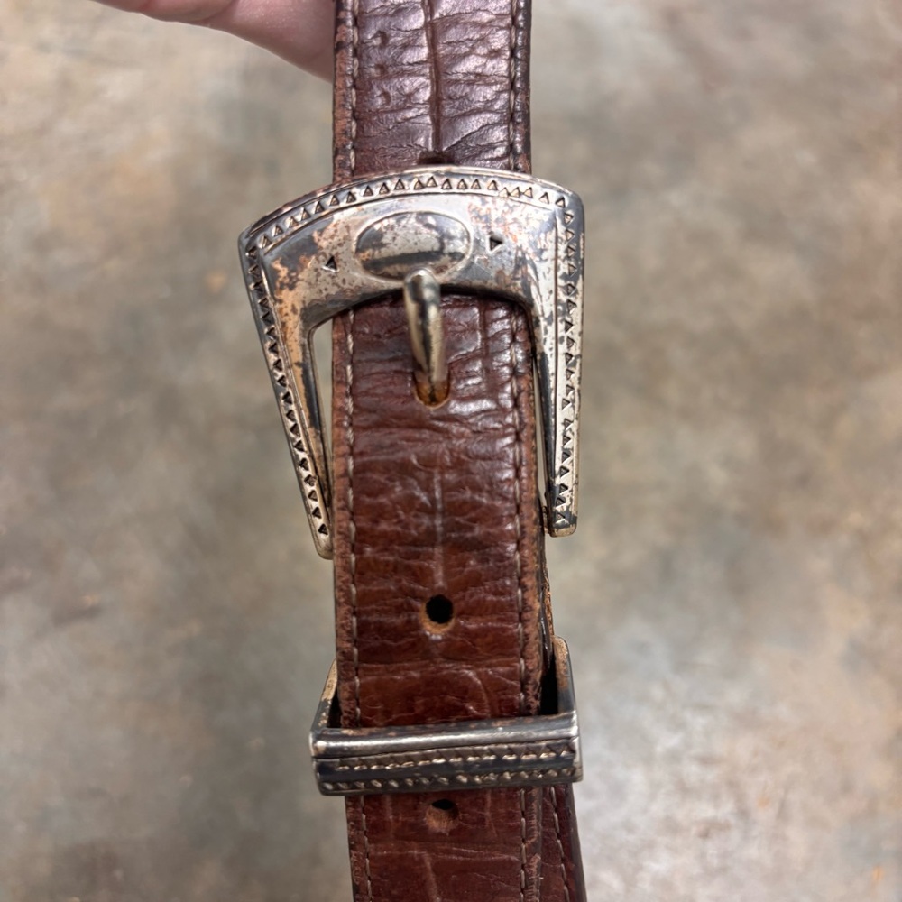 Vintage 1990s Brighton Croc Embossed Leather Silver Concho Belt Sz Medium 41809 - Picture 3 of 14